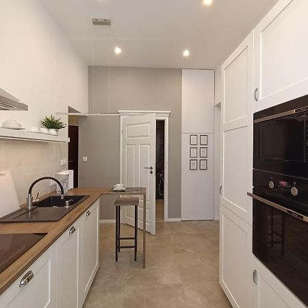Myfive Apartments Красков Екстериор снимка