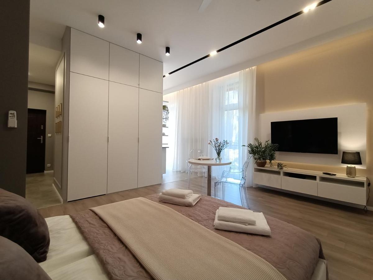 Myfive Apartments Красков Екстериор снимка