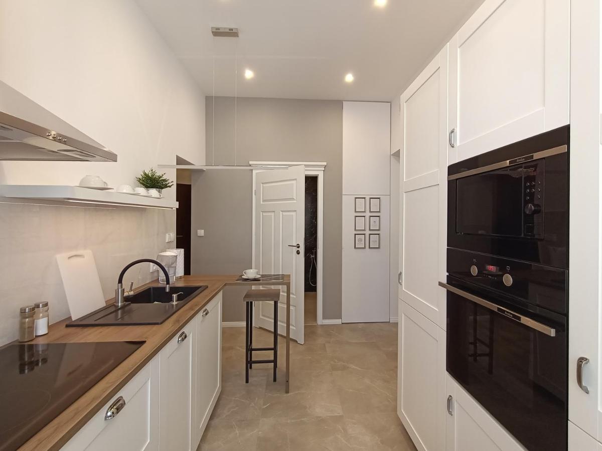 Myfive Apartments Красков Екстериор снимка